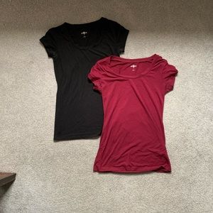 ⚫️ fitted round neck tees